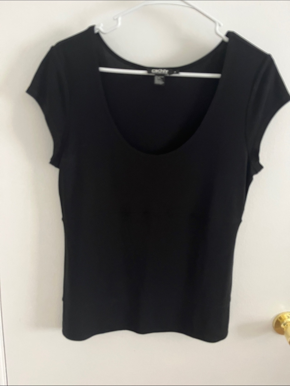 DKNY Black Scoop Neck Cap Sleeve Top